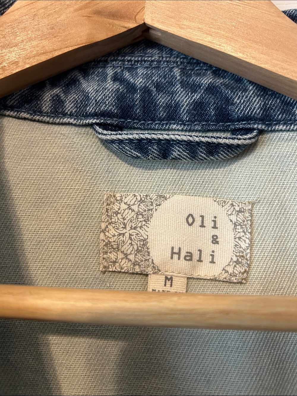 Oli & Hali Oversized Blue Denim Long Jacket with Leopard Panels - Picture 4 of 9